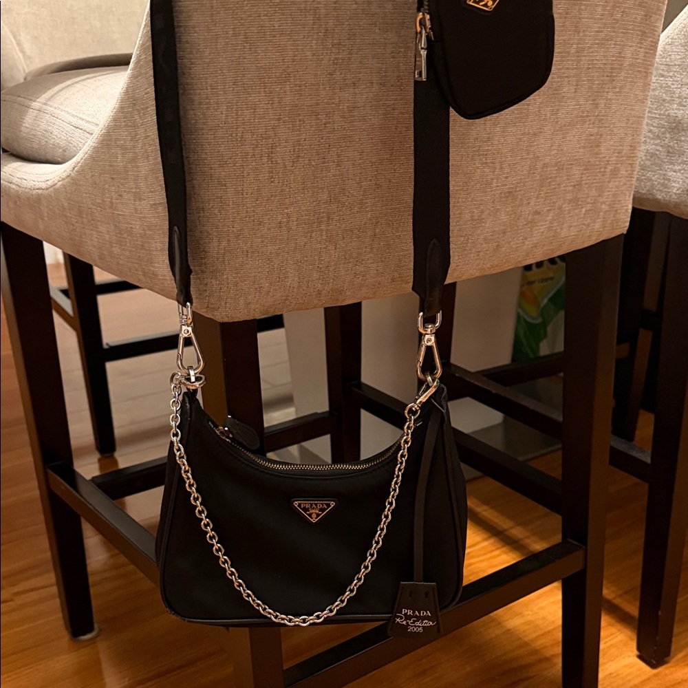PRADA RE-EDITION 2005 SHOULDER BAG